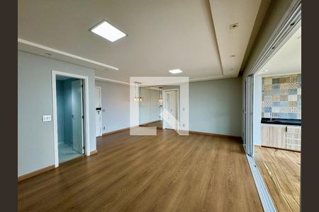 Sala de apartamento para alugar com 3 quartos, 122m² em Jardim Flor da Montanha, Guarulhos