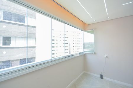 Sala/cozinha de apartamento para alugar com 2 quartos, 42m² em Vila Socorro, São Paulo