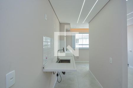 Sala/cozinha de apartamento para alugar com 2 quartos, 42m² em Vila Socorro, São Paulo