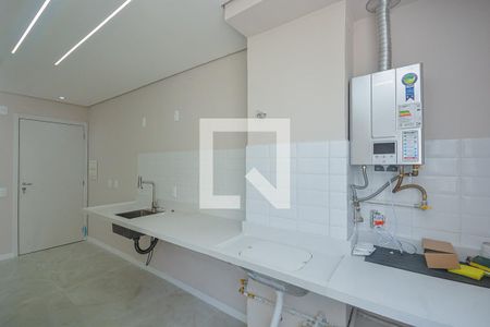 Sala/cozinha de apartamento para alugar com 2 quartos, 42m² em Vila Socorro, São Paulo