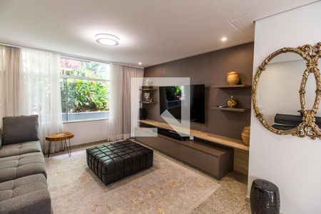 Sala de casa de condomínio à venda com 5 quartos, 450m² em Residencial Nove (alphaville), Santana de Parnaíba
