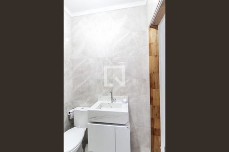 Banheiro de casa para alugar com 1 quarto, 40m² em Vila Itaim, São Paulo