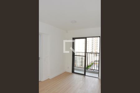 Detalhe - Sala e Sala de Jantar de apartamento para alugar com 2 quartos, 44m² em Vila Albertina, São Paulo