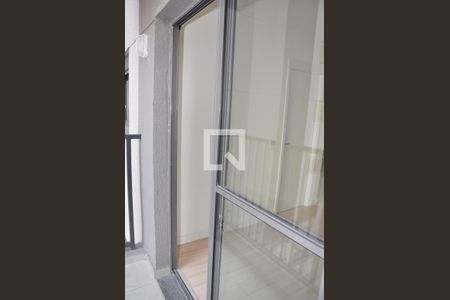 Detalhe - Varanda da Sala e Sala de Jantar de apartamento para alugar com 2 quartos, 44m² em Vila Albertina, São Paulo