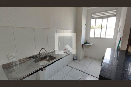 Cozinha e Área de Serviço de apartamento para alugar com 2 quartos, 42m² em Vila Perracini, Poá