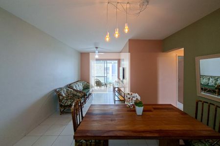 Sala de apartamento para alugar com 2 quartos, 70m² em Nova Mirim, Praia Grande