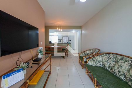 Sala de apartamento para alugar com 2 quartos, 70m² em Nova Mirim, Praia Grande