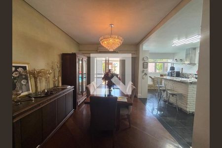 Casa à venda com 3 quartos, 434m² em Padre Reus, São Leopoldo