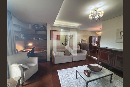 Casa à venda com 3 quartos, 434m² em Padre Reus, São Leopoldo