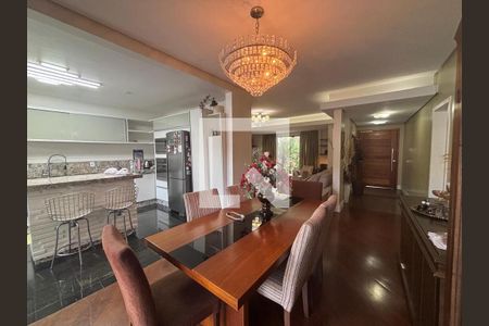 Casa à venda com 3 quartos, 434m² em Padre Reus, São Leopoldo