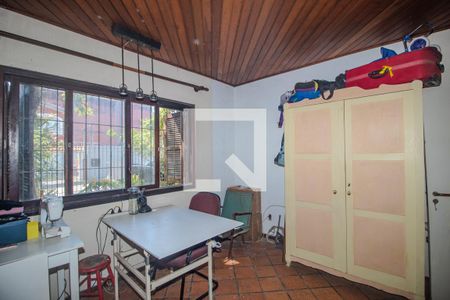 Suite de casa para alugar com 7 quartos, 280m² em Tristeza, Porto Alegre