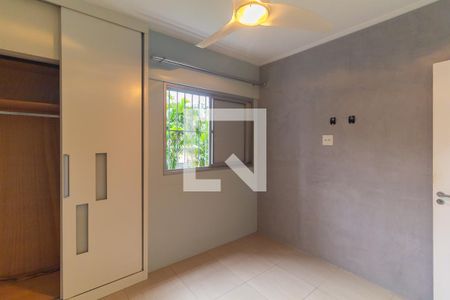 Quarto 1 de apartamento para alugar com 3 quartos, 74m² em Parque Tomas Saraiva, São Paulo