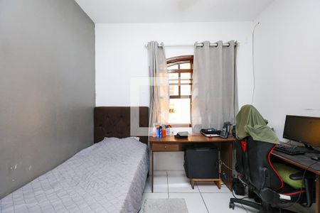 Quarto 2 de casa à venda com 2 quartos, 139m² em Chácara Agrindus, Taboão da Serra