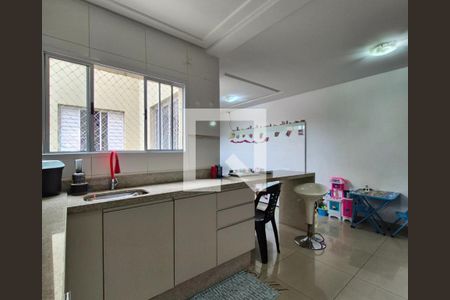 Sala/Cozinha de apartamento à venda com 3 quartos, 100m² em Jardim das Maravilhas, Santo André