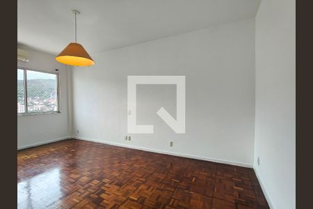 Suíte de apartamento para alugar com 3 quartos, 130m² em Grajaú, Rio de Janeiro