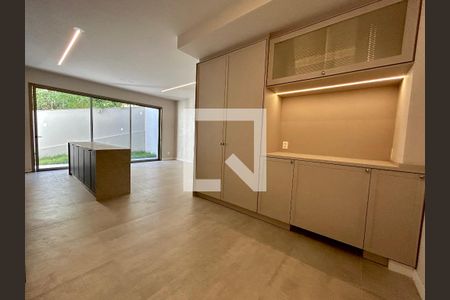 Sala de kitnet/studio para alugar com 1 quarto, 50m² em João Paulo, Florianópolis