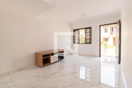 Sala de casa de condomínio para alugar com 4 quartos, 175m² em Xaxim, Curitiba