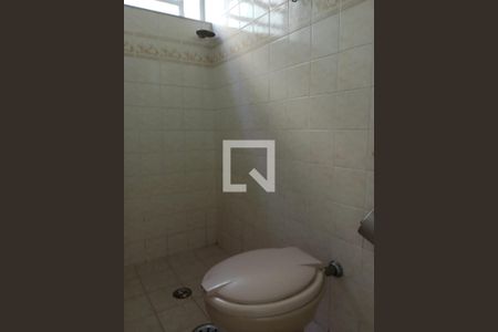 Banheiro de apartamento para alugar com 2 quartos, 50m² em Weissópolis, Pinhais