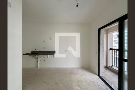 Quarto de kitnet/studio para alugar com 1 quarto, 20m² em Vila Cordeiro, São Paulo