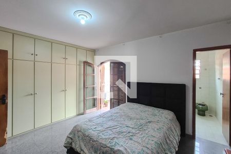 Suíte de casa à venda com 3 quartos, 200m² em Chácara Samburá, São Bernardo do Campo