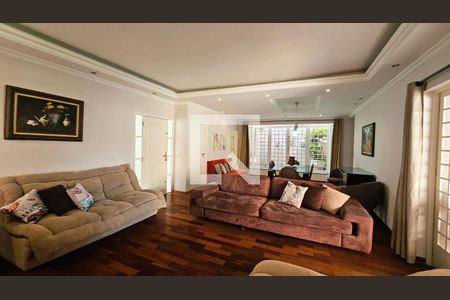 Casa para alugar com 3 quartos, 237m² em Jardim Santa Teresa, Jundiaí