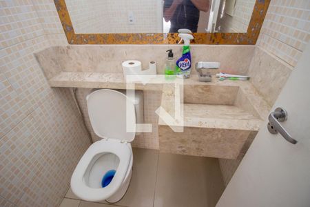Lavabo de casa de condomínio para alugar com 4 quartos, 125m² em Cabral, Contagem
