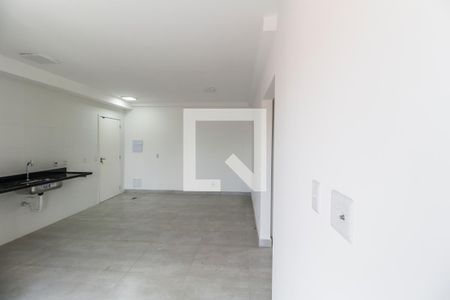 Sala de apartamento para alugar com 2 quartos, 60m² em Outeiro de São Fernando, Barueri