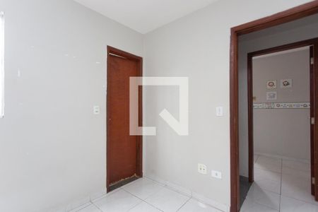 Suíte 1 de casa de condomínio à venda com 2 quartos, 75m² em Vila Carmosina, São Paulo