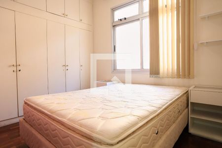 Quarto de apartamento para alugar com 3 quartos, 90m² em Cachoeirinha, Belo Horizonte