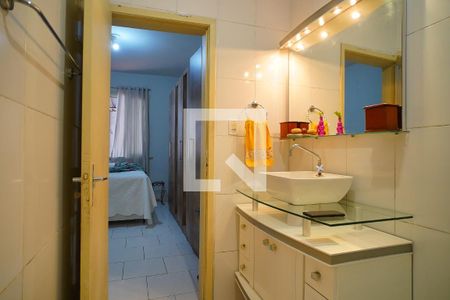 Banheiro de apartamento para alugar com 1 quarto, 40m² em Auxiliadora, Porto Alegre