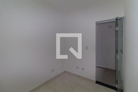 Quarto 2 de apartamento para alugar com 2 quartos, 30m² em Jardim Santa Teresinha, São Paulo