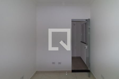 Quarto 2 de apartamento para alugar com 2 quartos, 30m² em Jardim Santa Teresinha, São Paulo