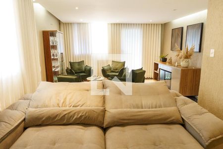 Sala de casa à venda com 4 quartos, 384m² em Santa Cruz Industrial, Contagem