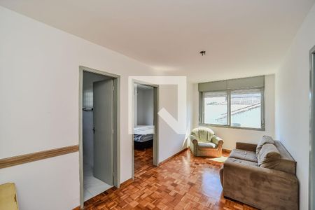 Sala de apartamento para alugar com 1 quarto, 43m² em Passo D’areia, Porto Alegre