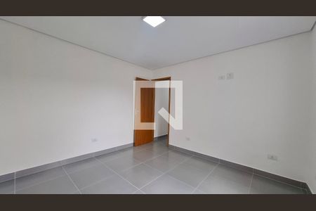 Quarto 1 de casa para alugar com 2 quartos, 55m² em Jardim do Estádio, Santo André