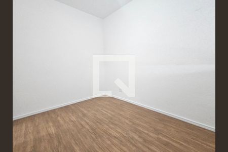 Quarto 1 de apartamento para alugar com 2 quartos, 45m² em Jardim São Luís, São Paulo