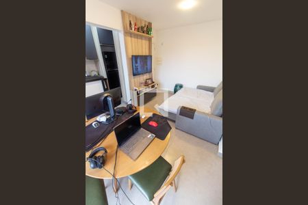 SALA de apartamento para alugar com 2 quartos, 54m² em Mansões Santo Antônio, Campinas