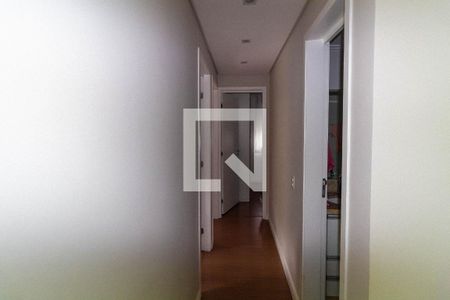 Corredor dos Quartos de apartamento à venda com 3 quartos, 61m² em Jardim Guairaca, São Paulo