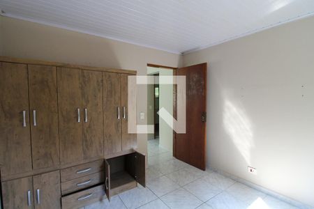 Quarto 1 de casa para alugar com 1 quarto, 35m² em Jardim Bonfiglioli, São Paulo