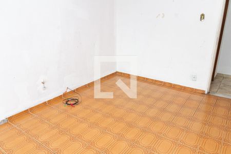 Sala de casa para alugar com 2 quartos, 105m² em Paciência, Rio de Janeiro