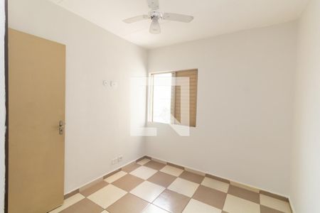 Quarto 1 de apartamento para alugar com 3 quartos, 66m² em Parque Paineiras, São Paulo