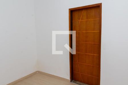 Sala de casa para alugar com 2 quartos, 100m² em Campo Grande, Rio de Janeiro