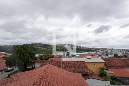 Sala - Vista de apartamento à venda com 2 quartos, 91m² em Arvoredo, Contagem