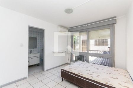 Quarto de apartamento para alugar com 1 quarto, 30m² em Azenha, Porto Alegre