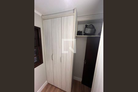 Casa à venda com 3 quartos, 162m² em Vila Salete, São Paulo