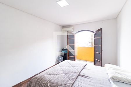 Suíte de casa para alugar com 2 quartos, 130m² em Vila Silviania, Carapicuíba