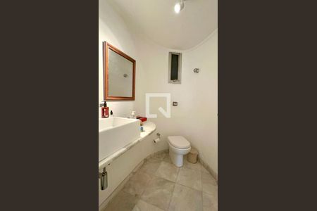 Lavabo de apartamento à venda com 3 quartos, 180m² em Jardins, São Paulo