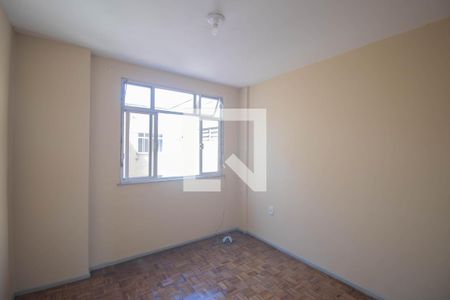 Quarto 2 de apartamento para alugar com 3 quartos, 60m² em Centro, São Gonçalo