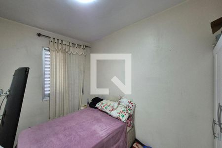 Quarto 1 de apartamento para alugar com 2 quartos, 57m² em Parque das Camelias, Campinas