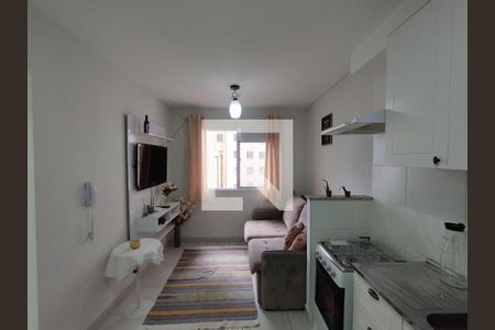 Sala de apartamento para alugar com 2 quartos, 34m² em Parque Fongaro, São Paulo